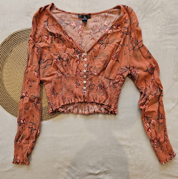 Tops - 💥4 for $25💥 Floral Rust Button-Up Women's Top